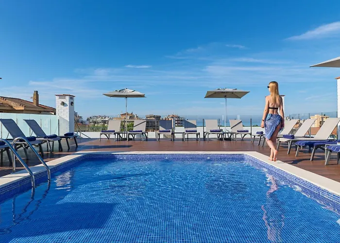 H10 Delfín - Adults Only